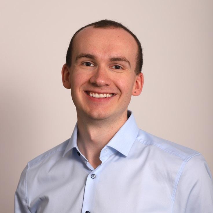 Portrait of Alex meditation instructor